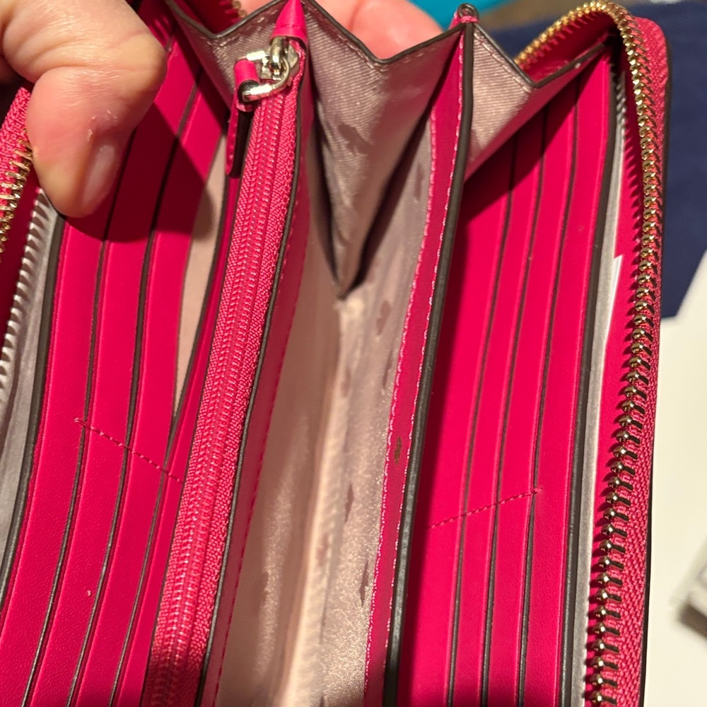 kate spade bright pink zip-around saffiano wallet with gold logo - Picture 3 of 3